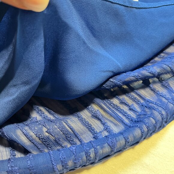 💙Vibrant Royal Blue -Radiant Chic Woven A-Line Crewneck Long sleeve Blouse 2X💙 - Picture 7 of 14